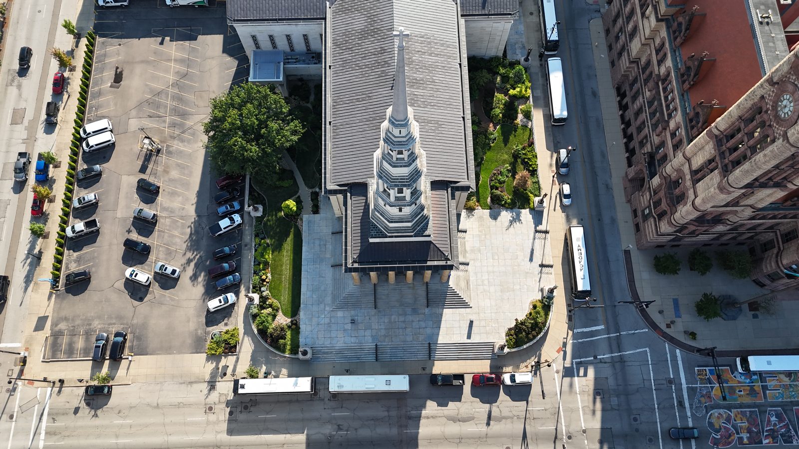 Aerial of St. Peter in Chains and the tower of City Hall on Eighth Street